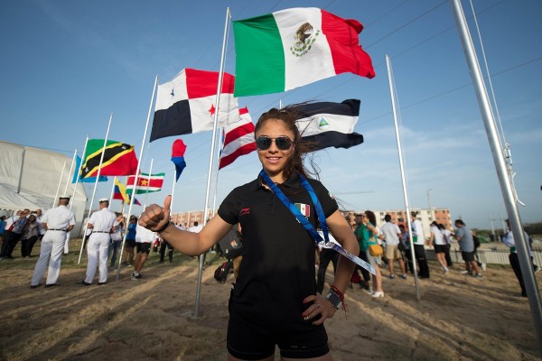 Izan bandera mexicana en Barranquilla de cara al arranque de los JCC