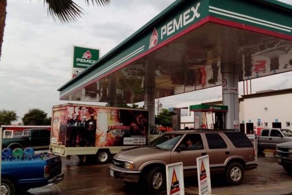 Mayo inicia con ligero repunte en precio de gasolinas en Mazatlán