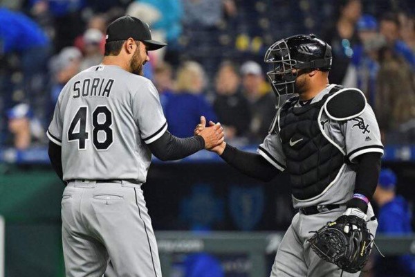 Joakim Soria ponchó a dos en la novena entrada.