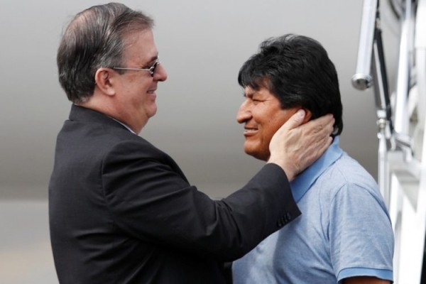 En medio de operativo secreto, Evo Morales llega a Argentina como refugiado
