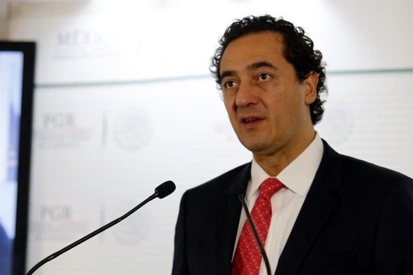 Ex titular de PGR acusa venganza de Santiago Nieto por indagatoria de lavado de dinero en su contra