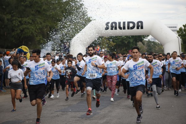 Alrededor de un millar de competidores se dieron cita en la justa.