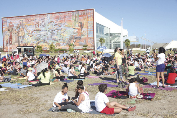 HOLI FEST: ¡A vibrar en armonía!