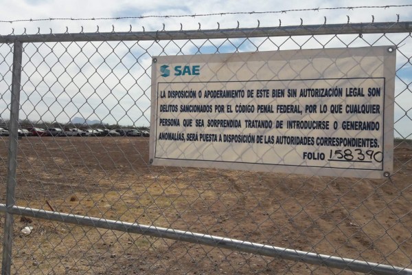 Roban vehículos blindados del corralón en Guamúchil