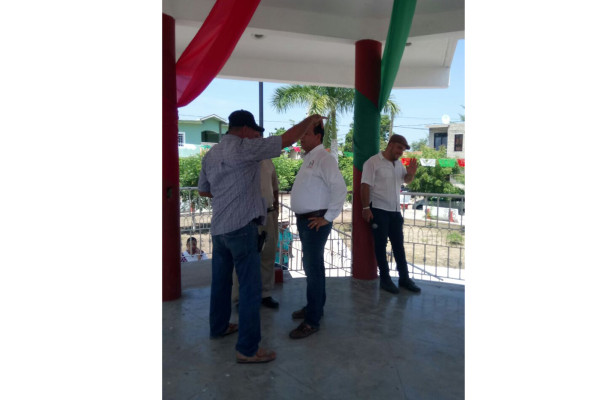 Desairan el grito patrio en Palmillas, Escuinapa