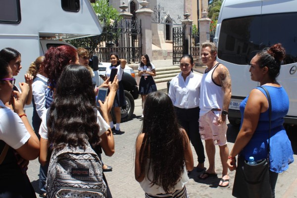 Alegran a Mazatlán grabación de la telenovela Hijas de la Luna y turistas de crucero