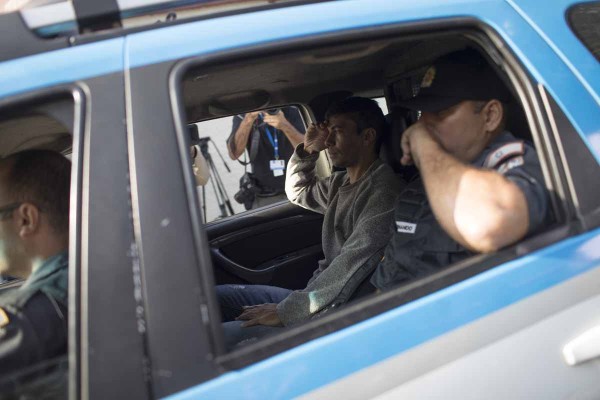 Arrestan a policías militares acusados de corrupción