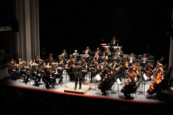 Exultante la Quinta de Beethoven en el Teatro Ángela Peralta de Mazatlán