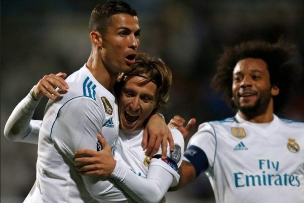 Real Madrid destrozó 6-0 al Apoel y clasificó a octavos de Champions