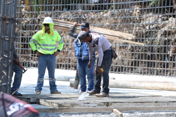 Robos y asaltos tienen en jaque a constructoras en Urías, en Mazatlán
