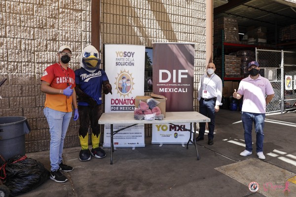 Águilas de Mexicali transforma sus jerseys en 500 cubrebocas para la comunidad cachanilla