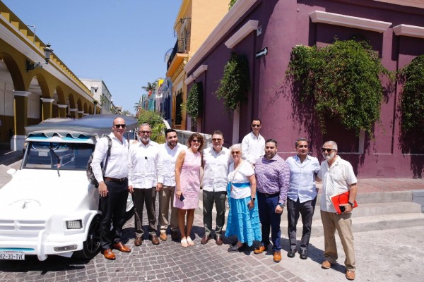 Propone Quirino que Mazatlán sea sede de convención de cruceros en 2020