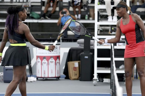 Serena bate a Venus en duelo 31 entre las hermanas Williams
