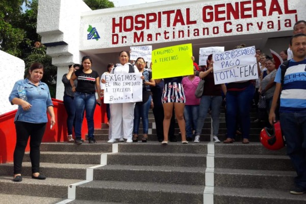 Les descuentan, pero no les pagan fondo de ahorro y paran labores en Hospital General de Mazatlán