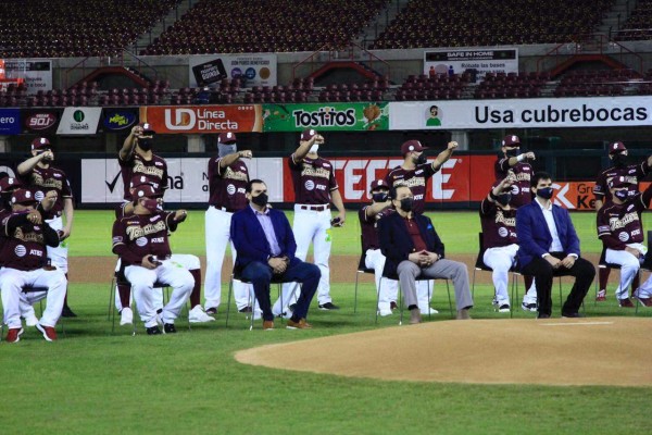 Los Tomateros de Culiacán viven cita con sus anillos de campeones