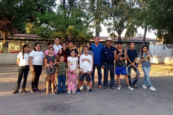Invitan este sábado a Gran Charreada con causa en Villa Unión