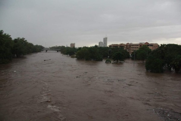 Las lluvias en Culiacán han dejado inundaciones por toda la ciudad. ¿Conoces algún lugar con problemas?