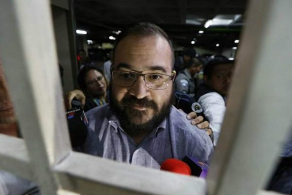 Revela Fiscalía en Veracruz que Javier Duarte dio con cuerpos y los ocultó