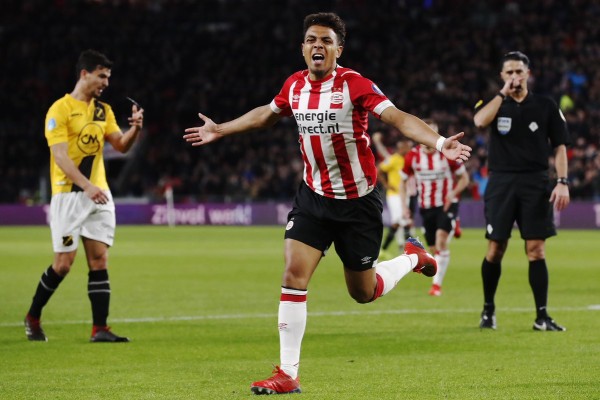 Sin Chucky y sin Guty, el PSV gana en la Eredivisie