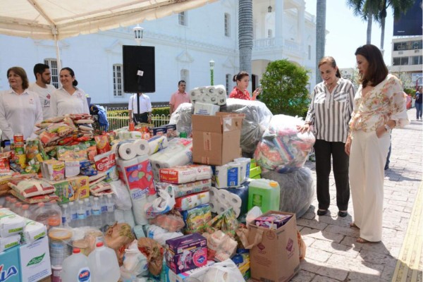 Denuncian robo de despensas donadas para afectados por sismo