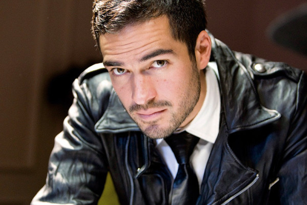 Actuará Alfonso Herrera en 'El Exorcista'
