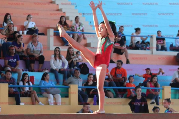 Ana Paola Bañuelos en plena competencia.