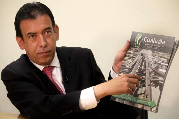 Humberto Moreira demanda por daño moral al diario Vanguardia por nota sobre su pensión