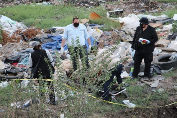 En Culiacán, hallan a un hombre asesinado en un dren
