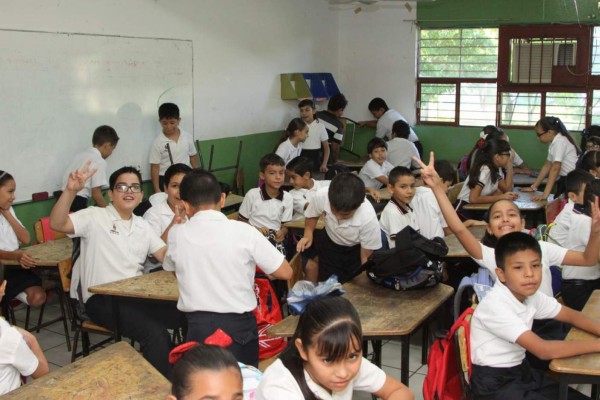 Volverán a las aulas 600 mil alumnos de nivel básico en Sinaloa