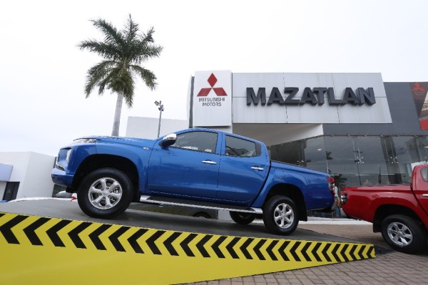 Mitsubishi lanza su nueva camioneta L200 en Mazatlán