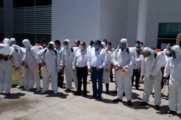 Sinaloa implementa programa de sanitización de espacios públicos contra el Covid-19