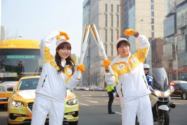 Acuerdan Corea del Norte y Corea del Sur desfilar juntas en inauguración de JO de Invierno