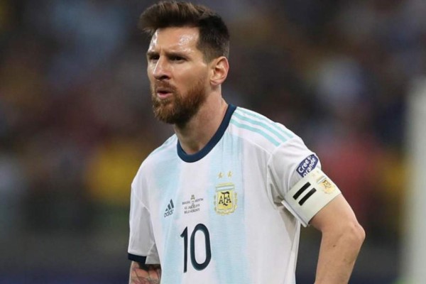 VIDEO. Lionel Messi presume un asador muy moderno y llueven MEMES comparando las parrillas clásicas