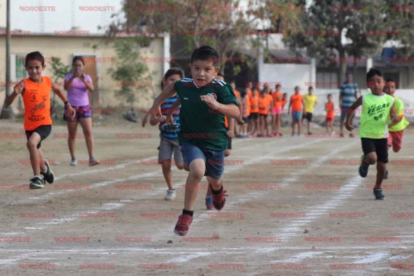 Viven veloz Festival en el cuarto aniversario de la Escuela de Atletismo Venados