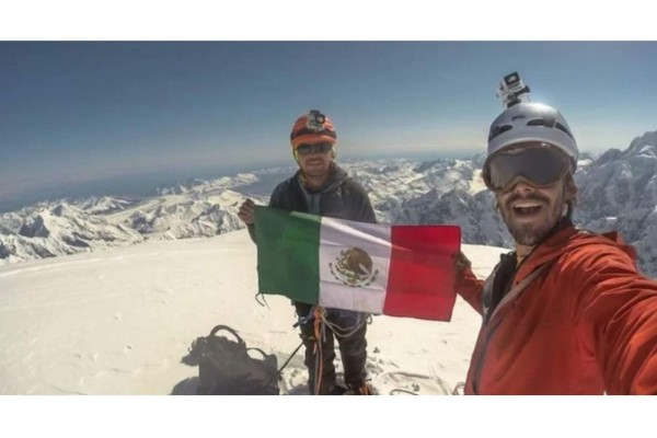 Daniel y Enrique, montañistas mexicanos, mueren al tratar de descender del Nevado Artesonraju, Perú