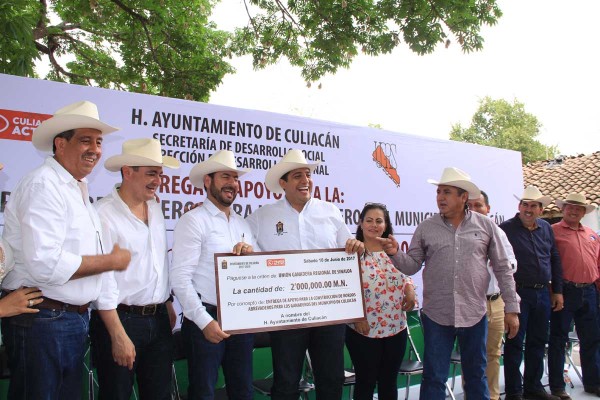 Reciben ganaderos apoyos para combatir el estiaje