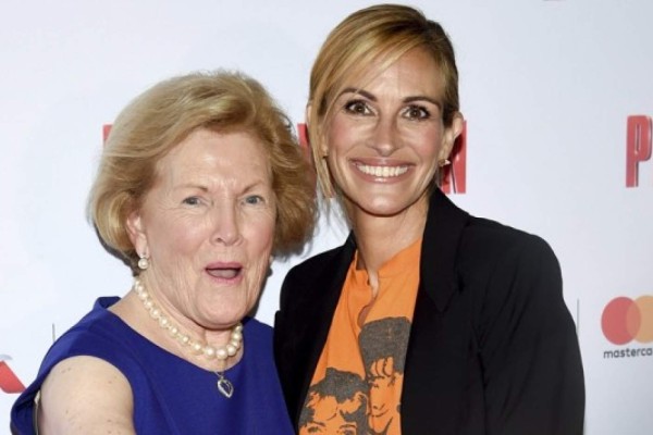 Julia Roberts acudió a Broadway a ver adaptación de la película Pretty Woman