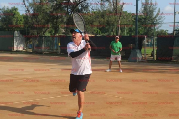 Registran intensa jornada en el torneo de tenis 'Viva México 2020', en el Muralla