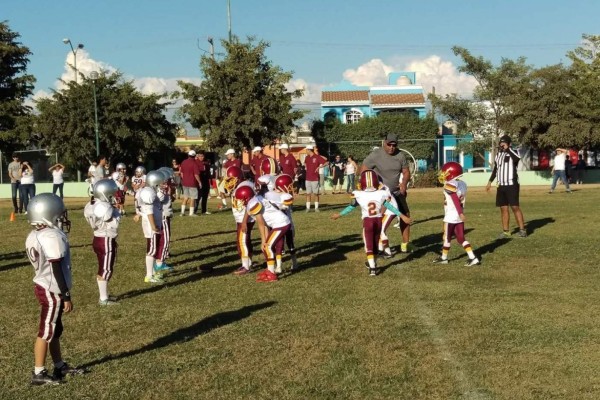 Dan el kickoff de la temporada Infantiles 2018 de la AFAS