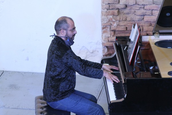 Aldo Tercero realiza mágico concierto de piano