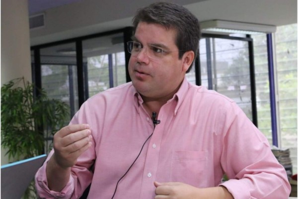 Roberto Cruz asegura que estará en las boletas electorales el próximo año