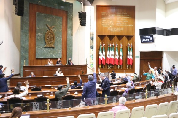Pide Congreso a AMLO bajar tarifas de la CFE en Sinaloa