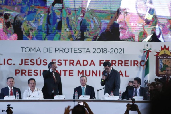 Rinde protesta Jesús Estrada Ferreiro como Alcalde de Culiacán