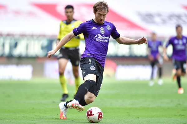 Fernando Aristeguieta fue el autor del histórico primer gol del Mazatlán FC en su corta historia.