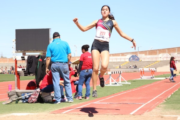 Sinaloa cierra con seis medallas doradas en Regional de Atletismo