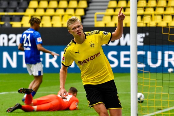 Borussia Dortmund regresa con goleada de 4-0 ante el Schalke 04
