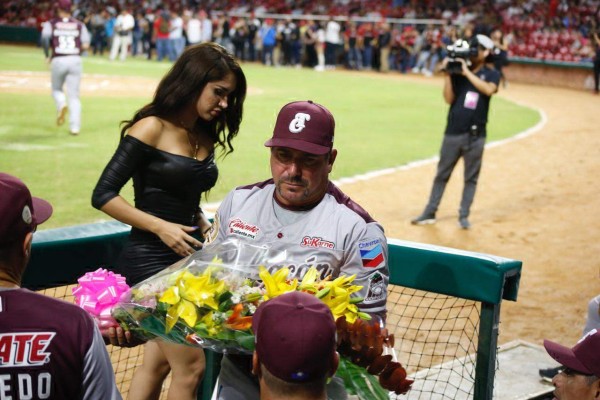 Benjamín Gil reafirma su emoción por regresar a Tomateros de Culiacán.