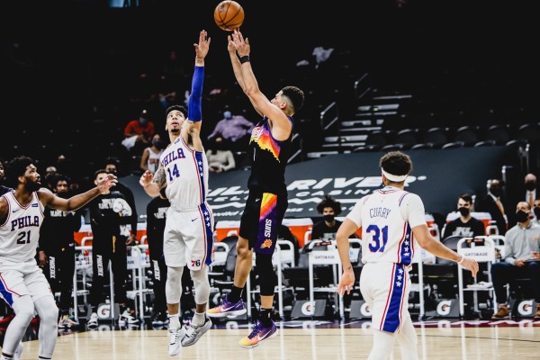 La racha de los Phoenix Suns ya alcanzó los cinco triunfos.