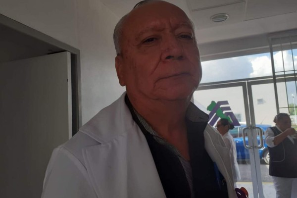 Tras denunciarse que Alcalde de Escuinapa se 'adelantó' en vacuna contra el Covid-19, remueven a directivos de hospital