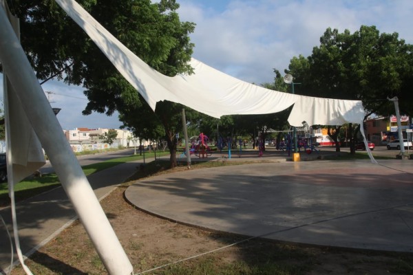 Le salen ‘achaques’ al Parque Lineal de Mazatlán